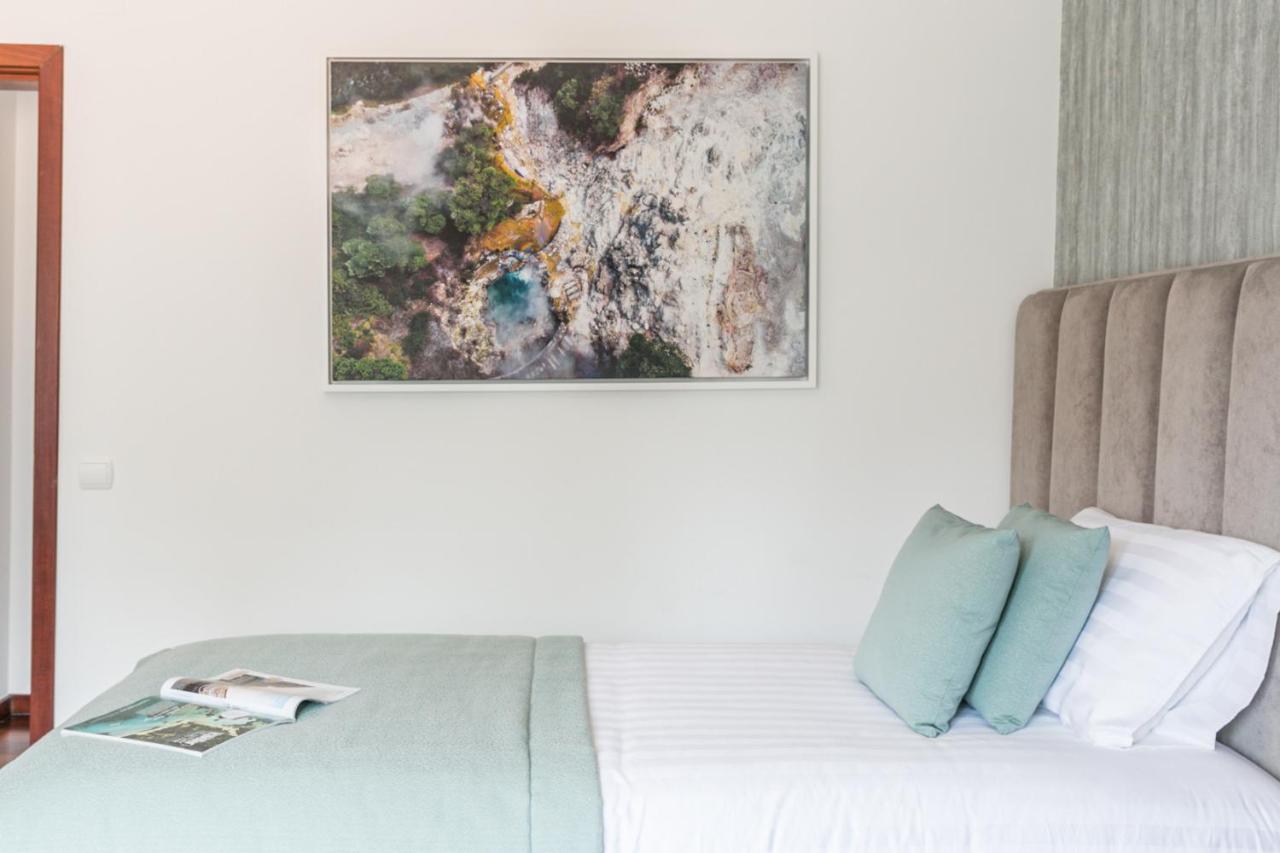 Quinta Da Serra - Luxurious Villa Sintra - Heated Pool & Jacuzzi Exterior photo